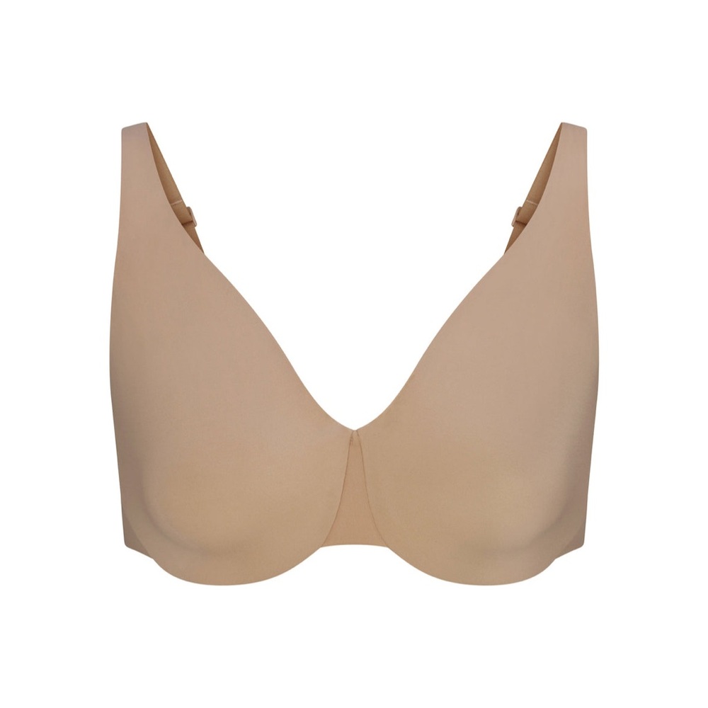 SKIMS Smoothing Unlined Minimizer Bra